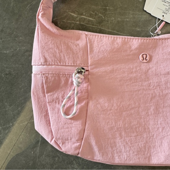 Lululemon Pink Logo 6L Crossbady Bag - Picture 7 of 8